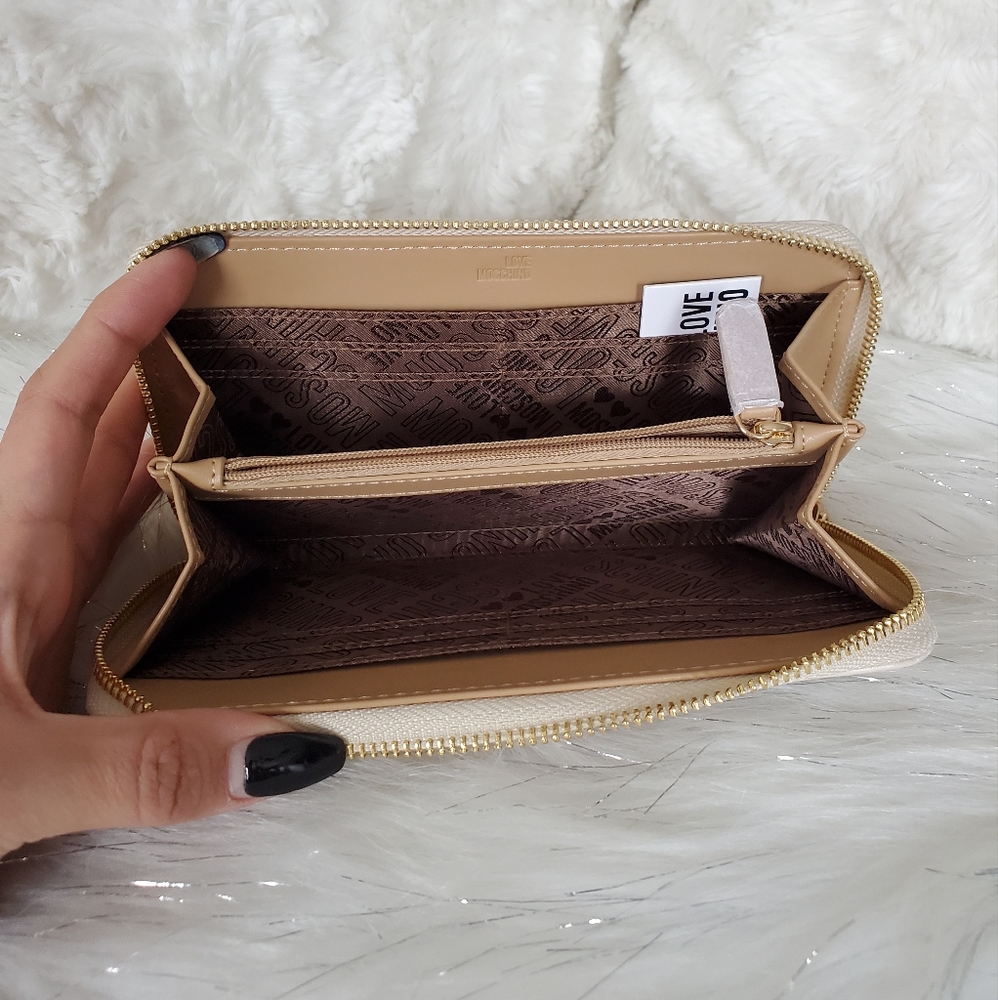 LOVE MOSCHINO wallet - Picture 2 of 2